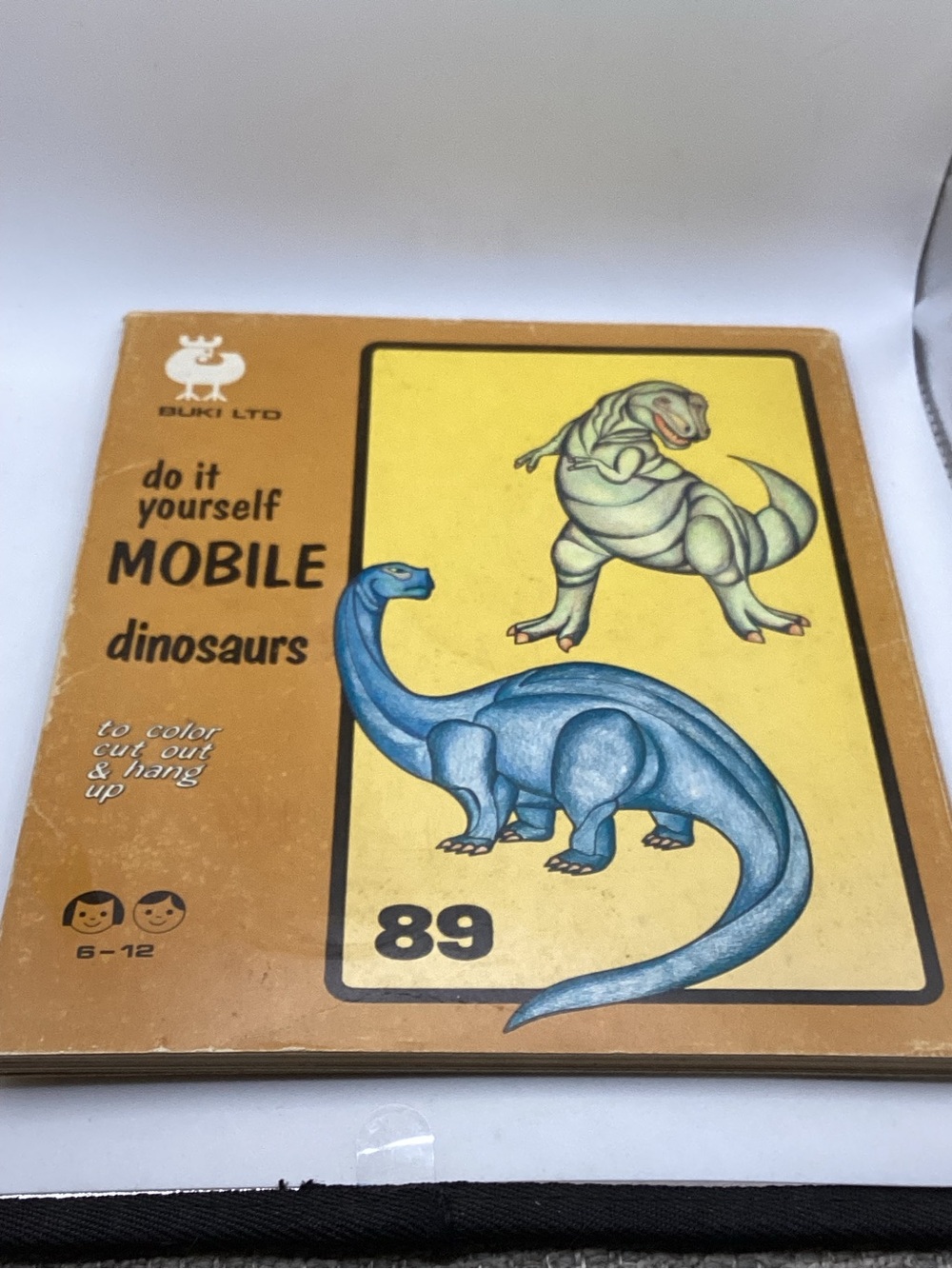 vintage Buki Ltd "do it yourself MOBILE dinosaurs" craft book for kids 1988